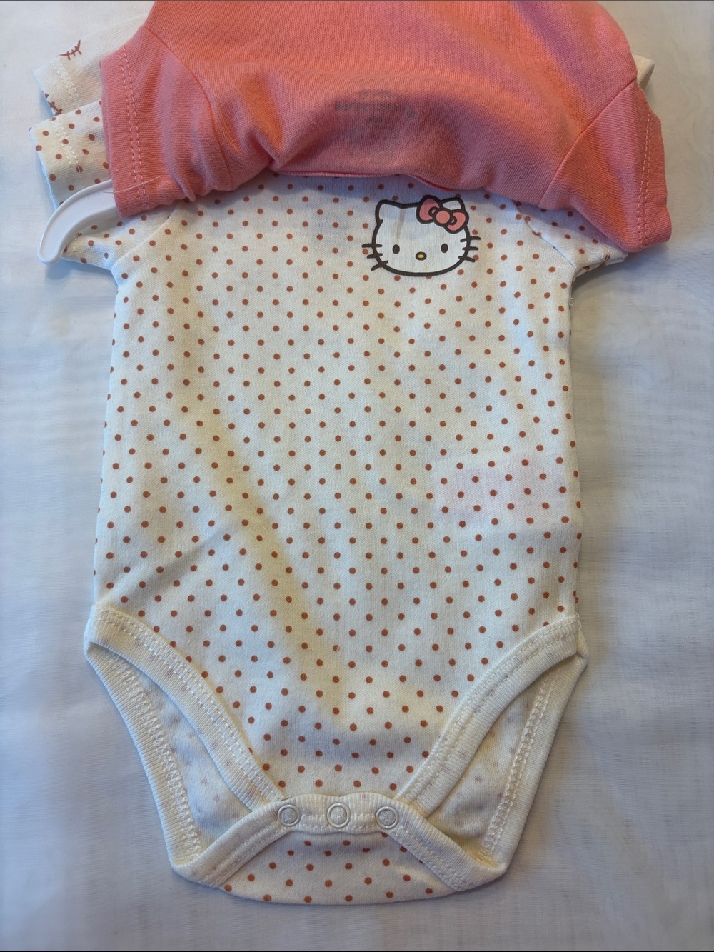 Hello Kitty Short-Sleeve Bodysuits - Picture 2 of 4